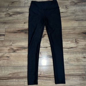 black animal print leggings